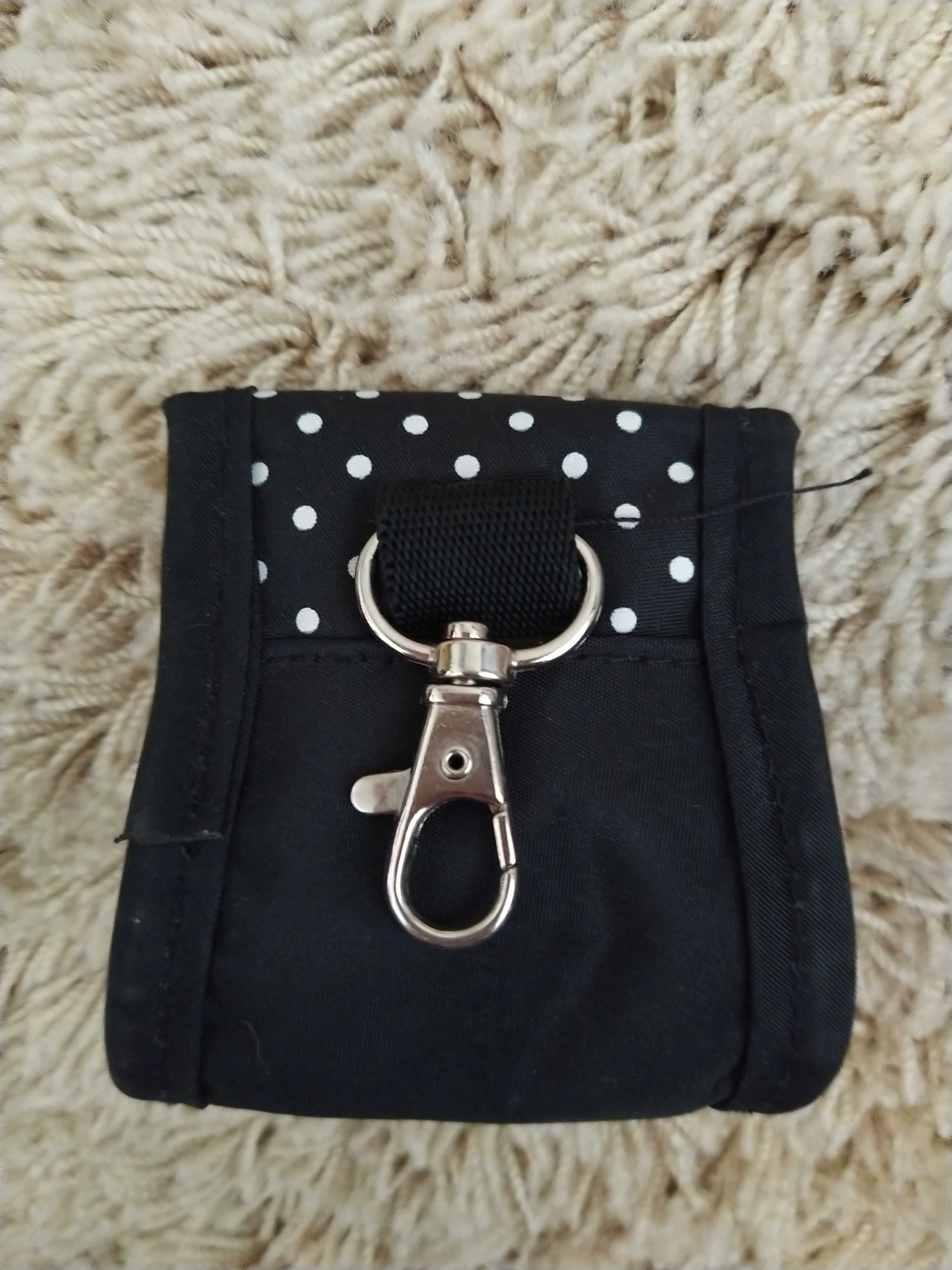 Porta-chupetas como novo