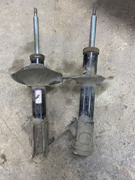 Стойки передние, ниссан максима а33