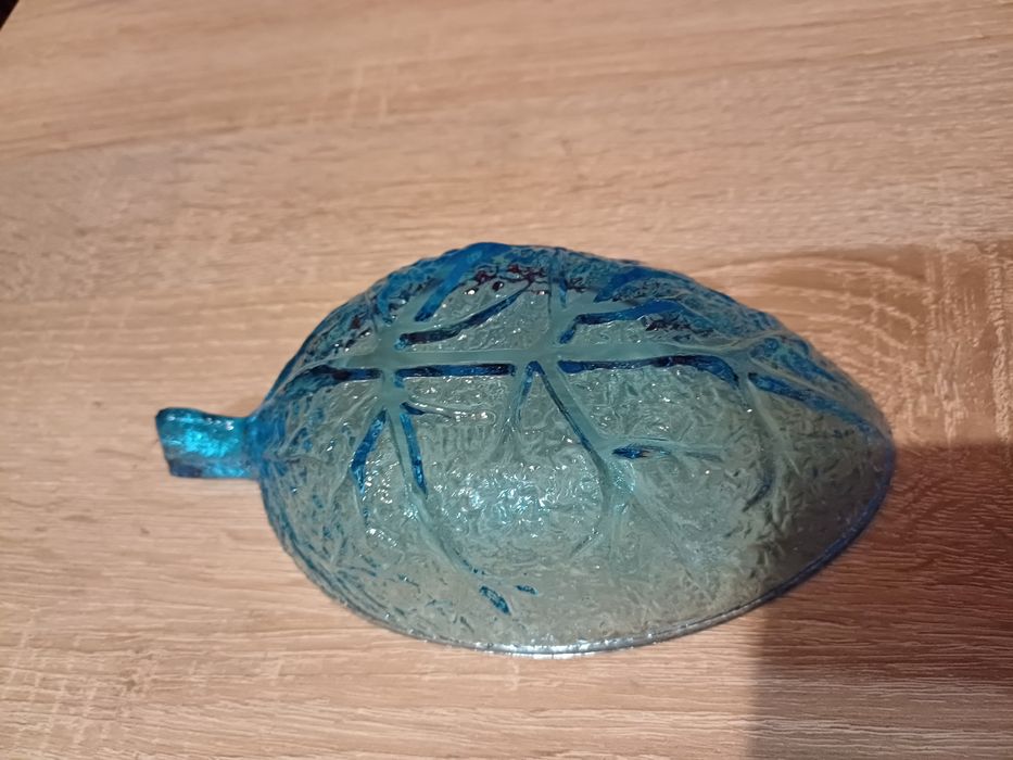 Szklany liść patera