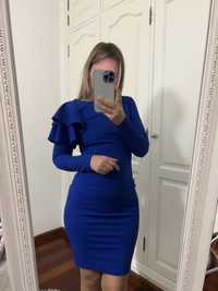 Vestido justo azul