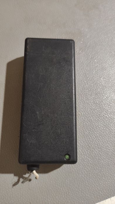 Блок ж Блок питания для ноутбука Asus SADP-65KB-BA