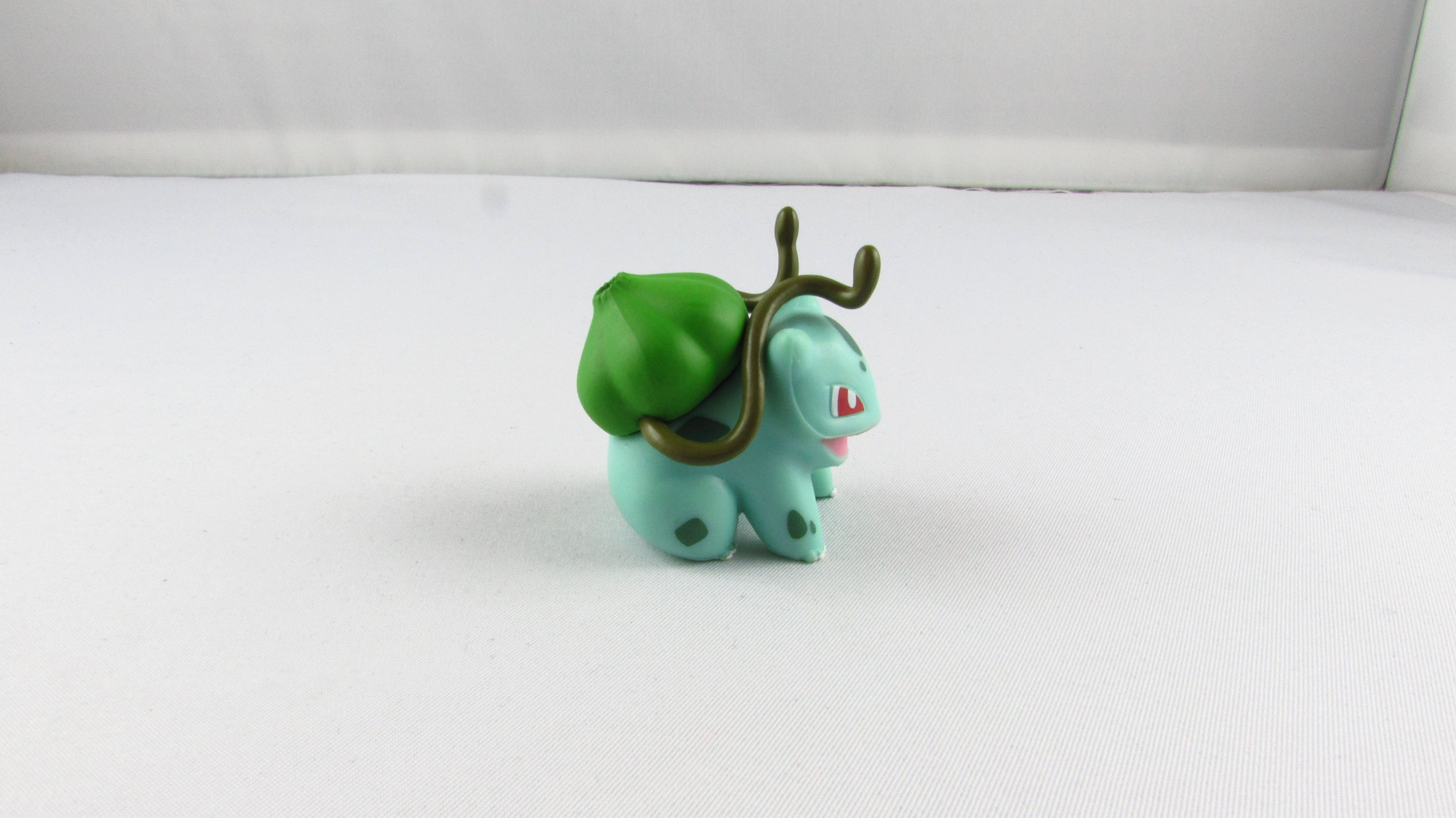 JAZWARES - Nintendo - Pokemon - Figurka Bulbasaur 2021 r.