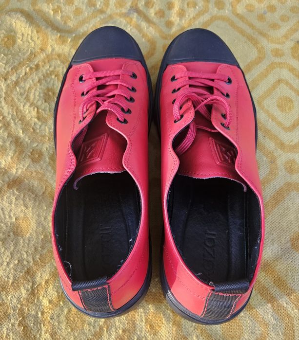 Кросівки Kazar SAVO