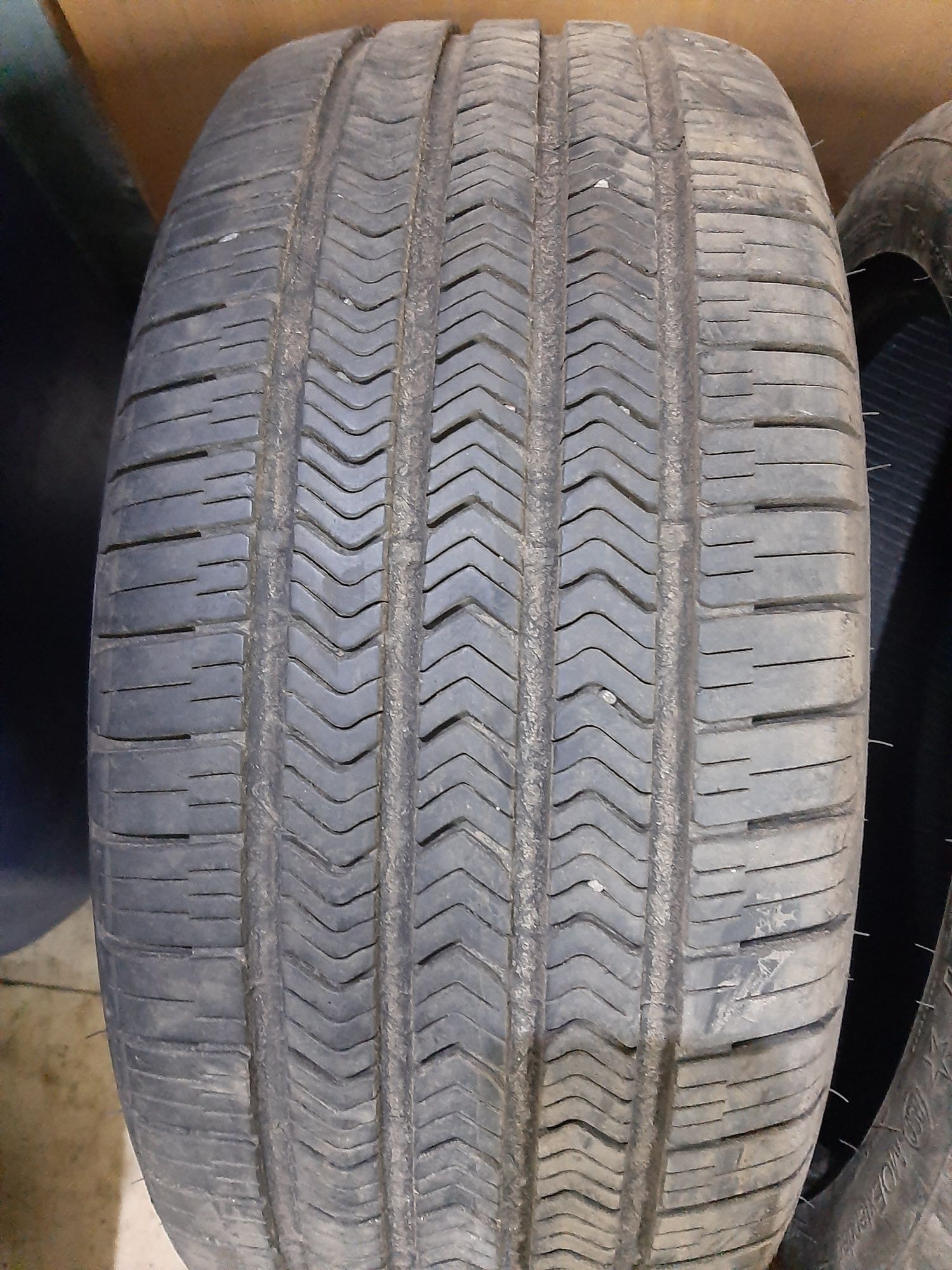 Opony  245/45 R 18