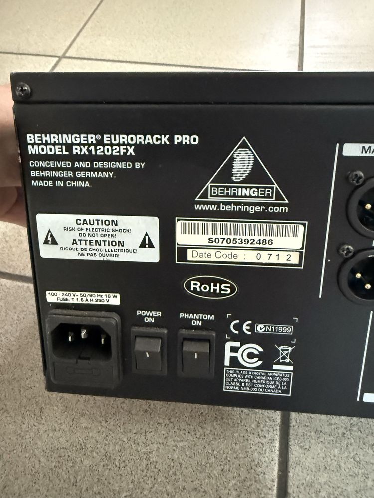 BEHRINGER® EURORACK PRO MODEL RX1202FX + NUMARK