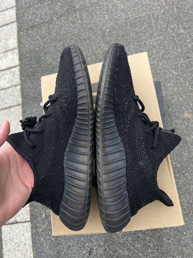 Adidas Yeezy Boost 350 V2 Core Black Green Olive buty niskie 44 2/3
