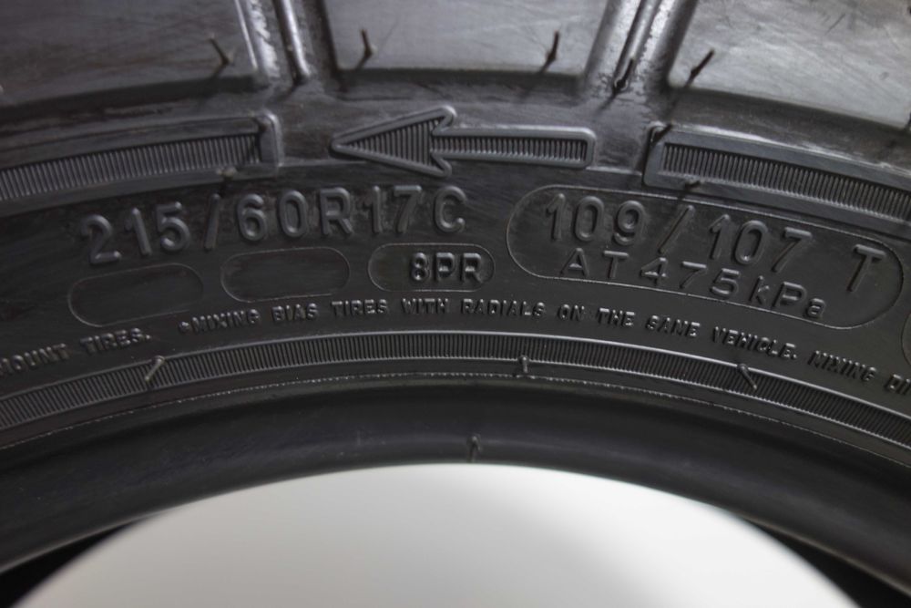 Opony całoroczne 215/60/17C - MICHELIN Agilis Cross Climate