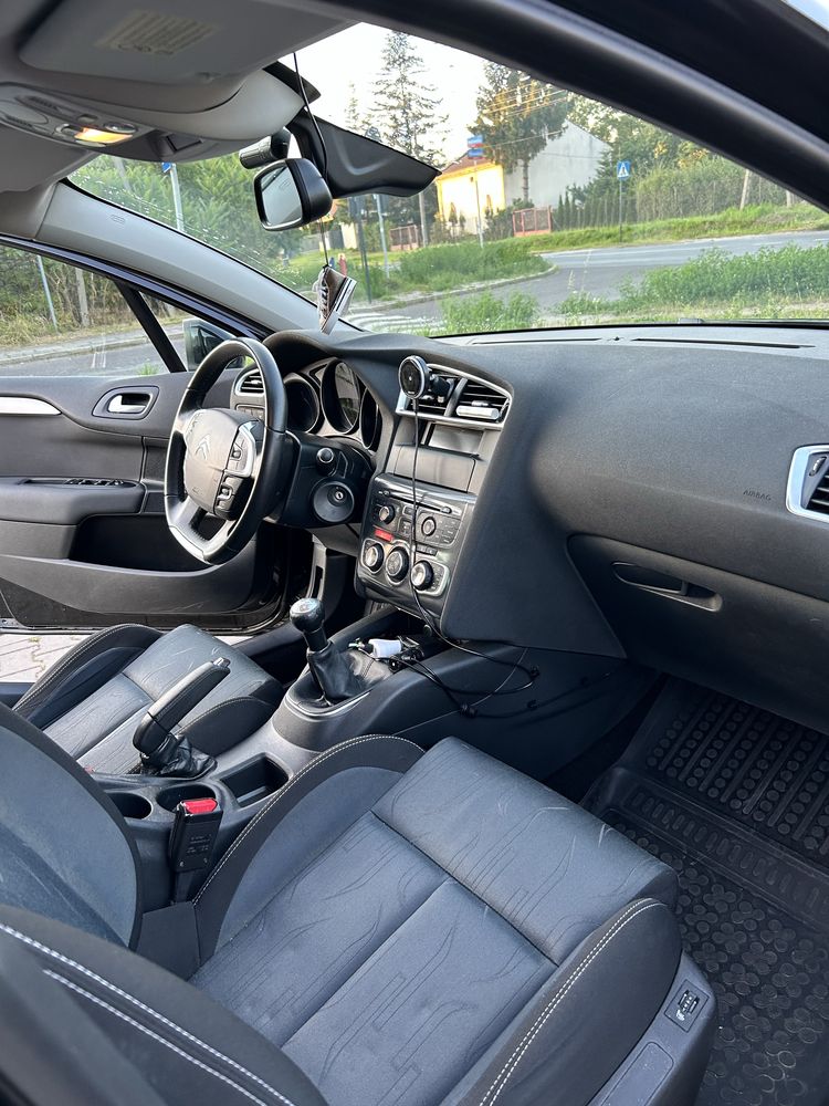 Citroen C4 II 2010r 1.6 Benzyna 120KM od osoby prywatnej