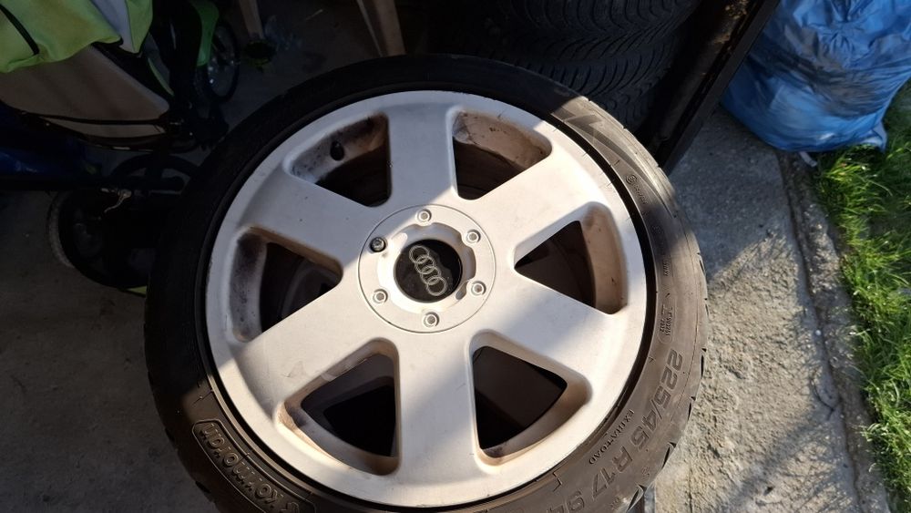Alufelgi 17" 5x112 + Opony Kormoran Ultra High Performance 245/45 R17