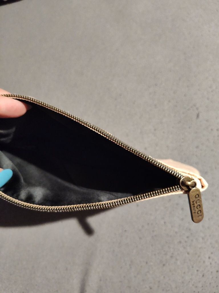 Gucci beauty saszetka kosmetyczka