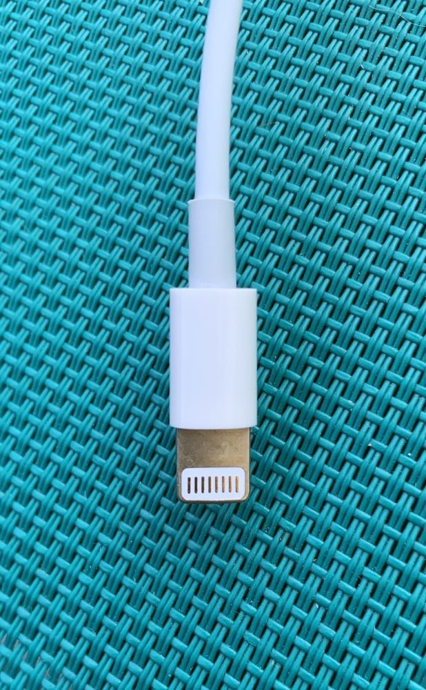 Cabo USB iPhone, iPod e iPad Lightning - Apple 1 metro e 1,5 metros