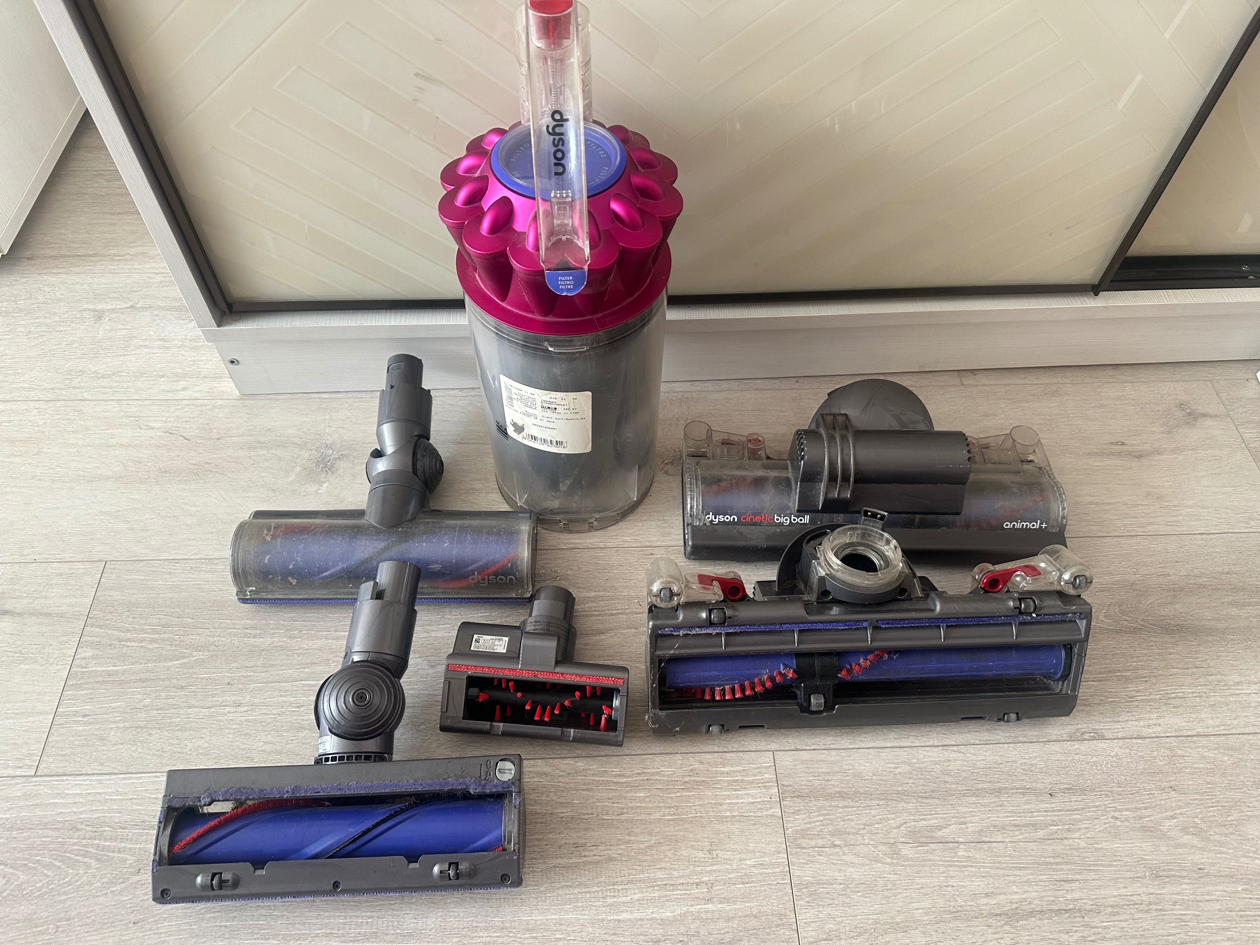 Турбощітка Dyson  в асортименті