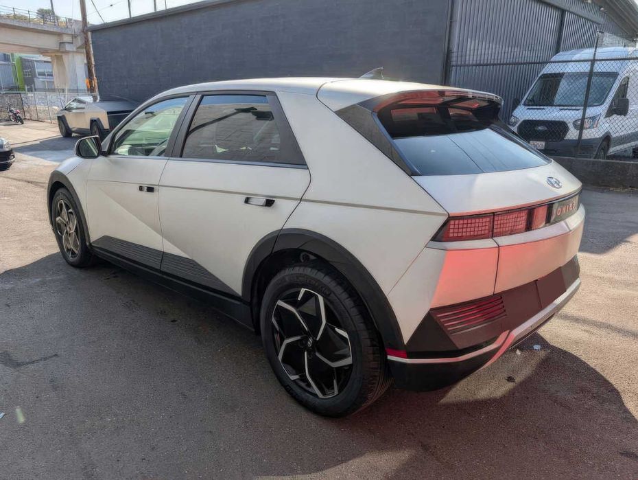 Hyundai Ioniq 5 SEL      2023