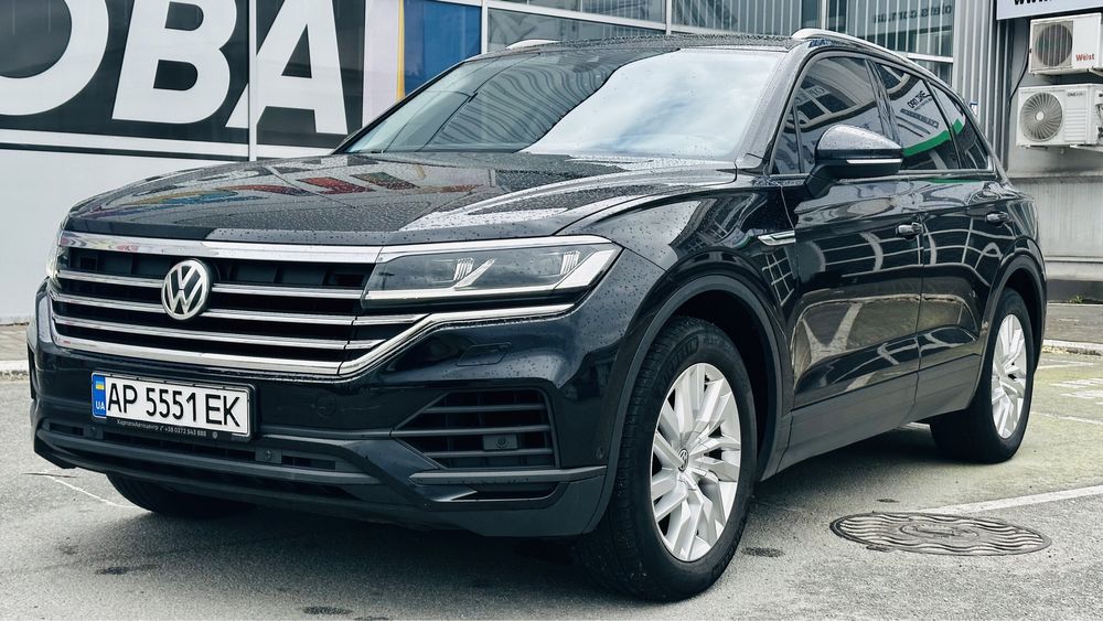 Продам Volkswagen Touareg 2018