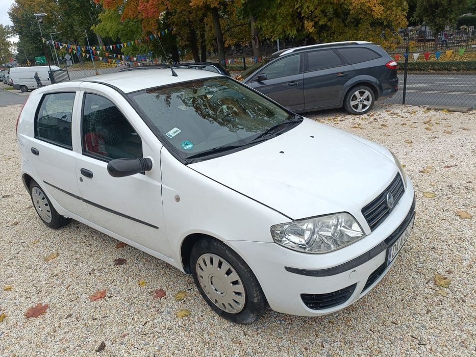 Fiata Punto ll Lift 1.2 benzyna Nowe progi nowy przeglad 2005 rok
