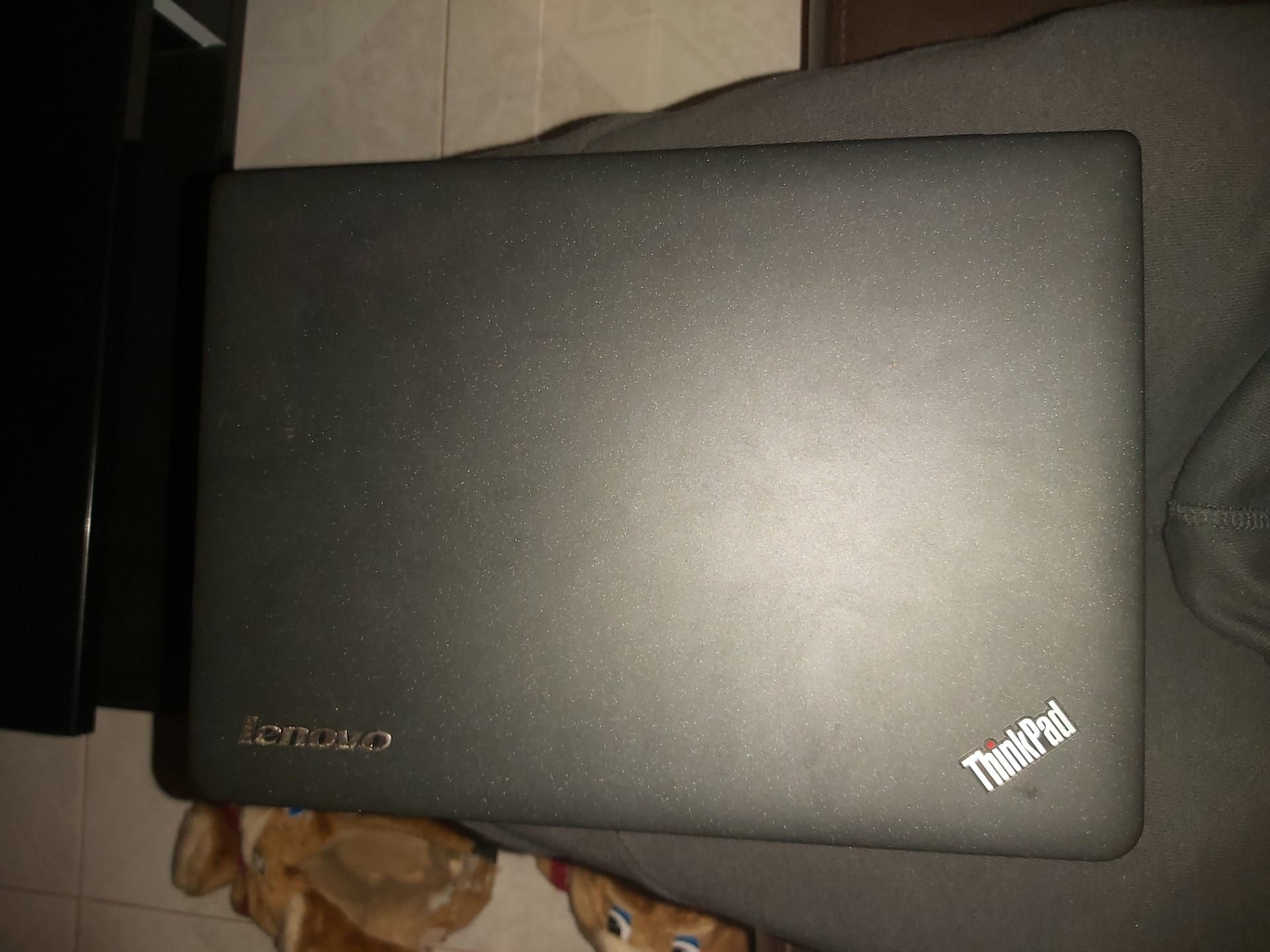 Portatil Lenovo Thinkpad x121e