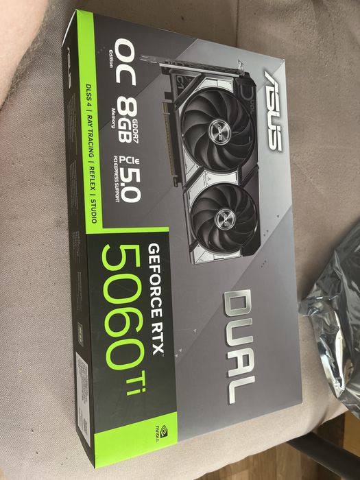 продам відеокарту ртх 5060 ti 8gb