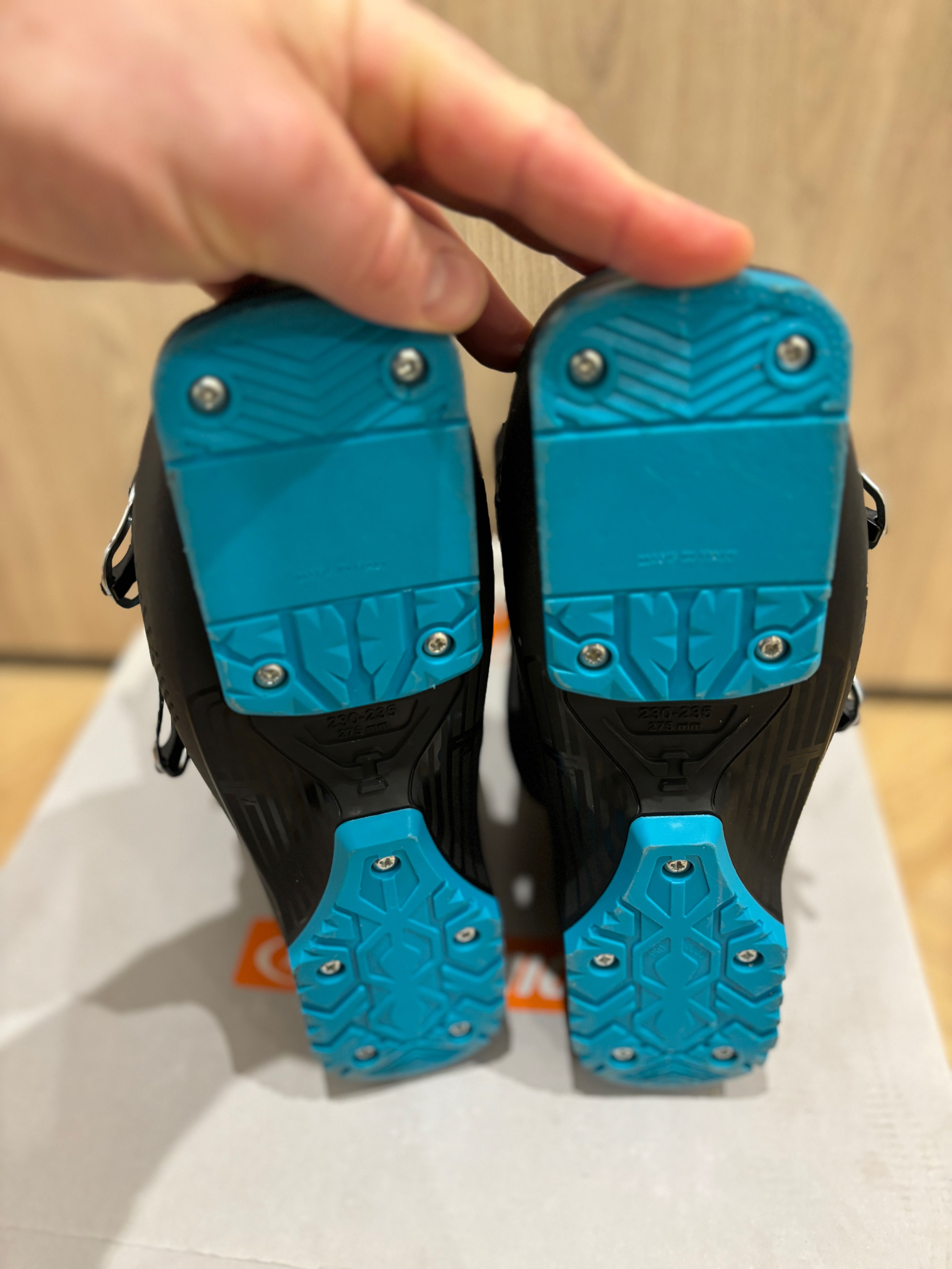 Buty narciarskie damskie Tecnica Mah 1 MW 85 W rozmiar 37,5 flex 85