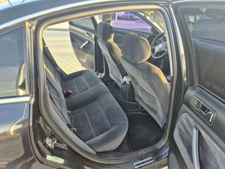 Продам власний автомобіль Volkswagen Passat B5+