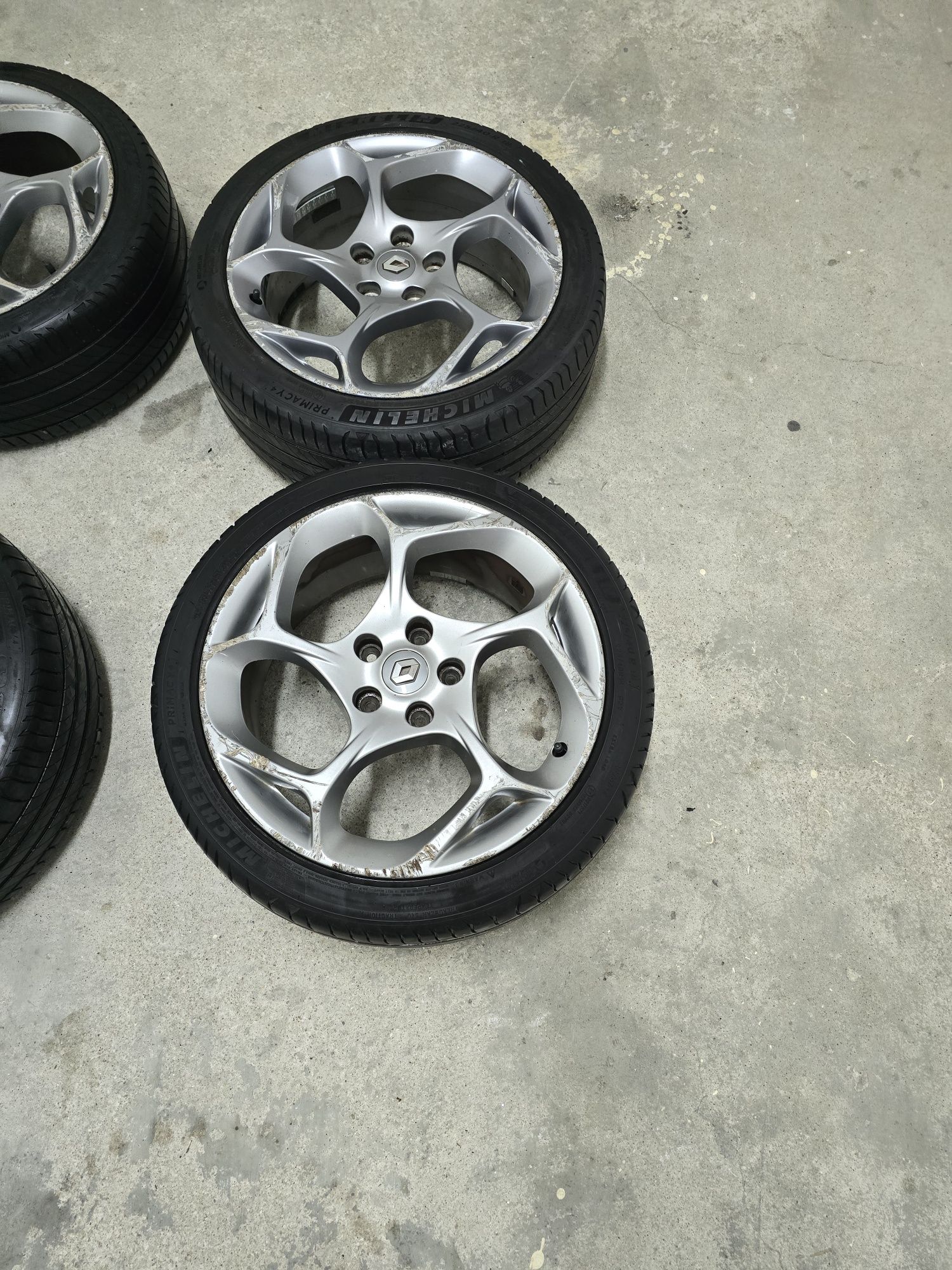 Jantes  megane 3 Gt com pneus