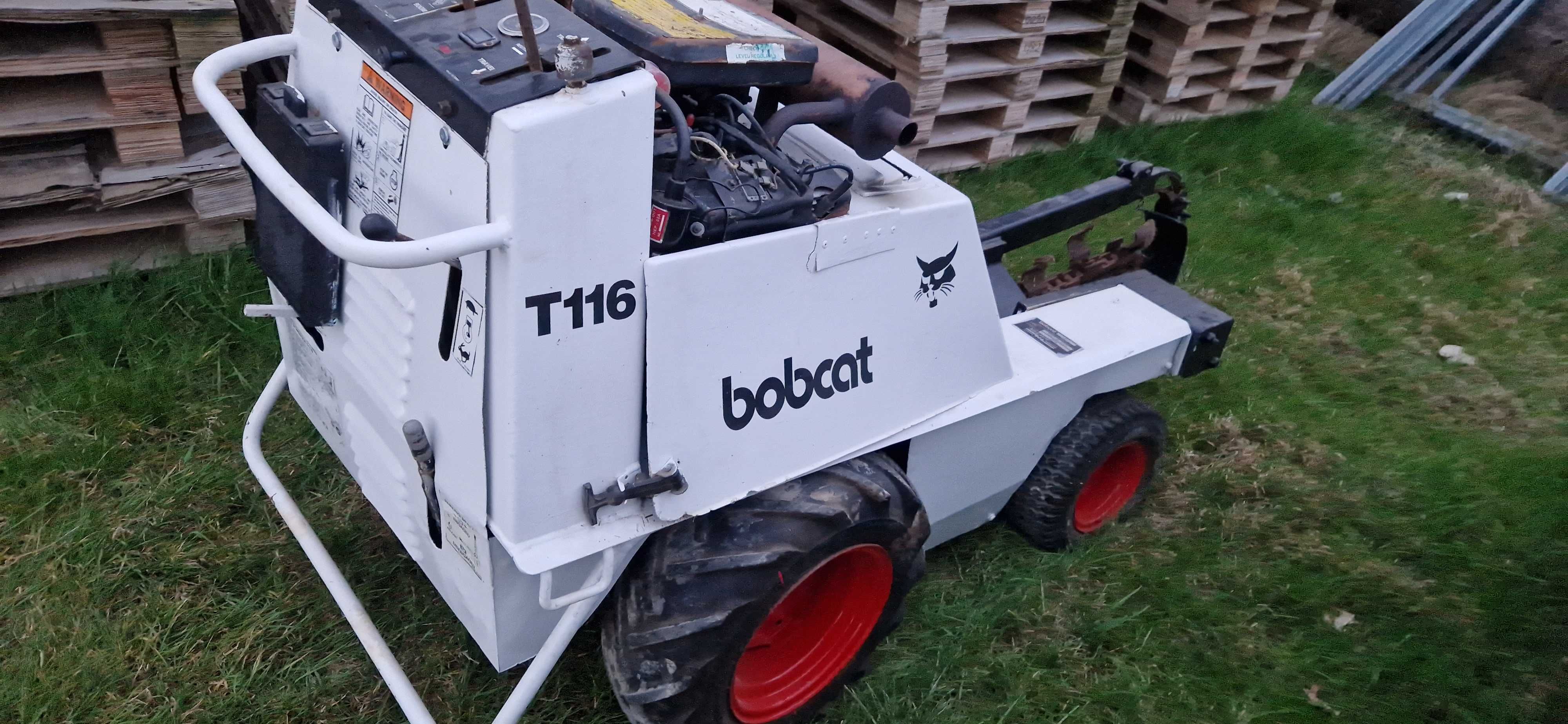 Koparka łańcuchowa Bobcat T116 do rowów pod kable nawodnienie