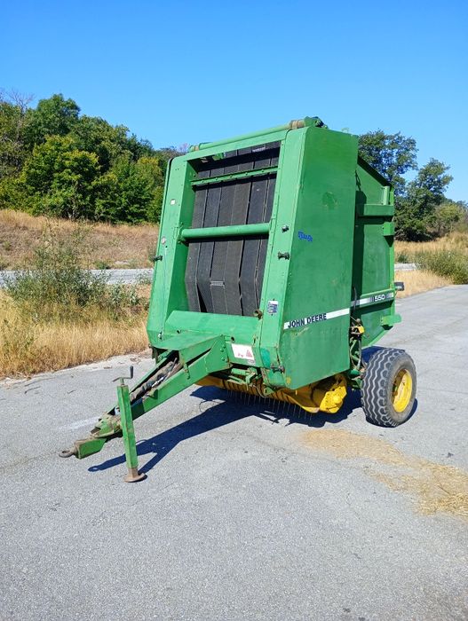 Enfardadeira de rolos John Deere 550