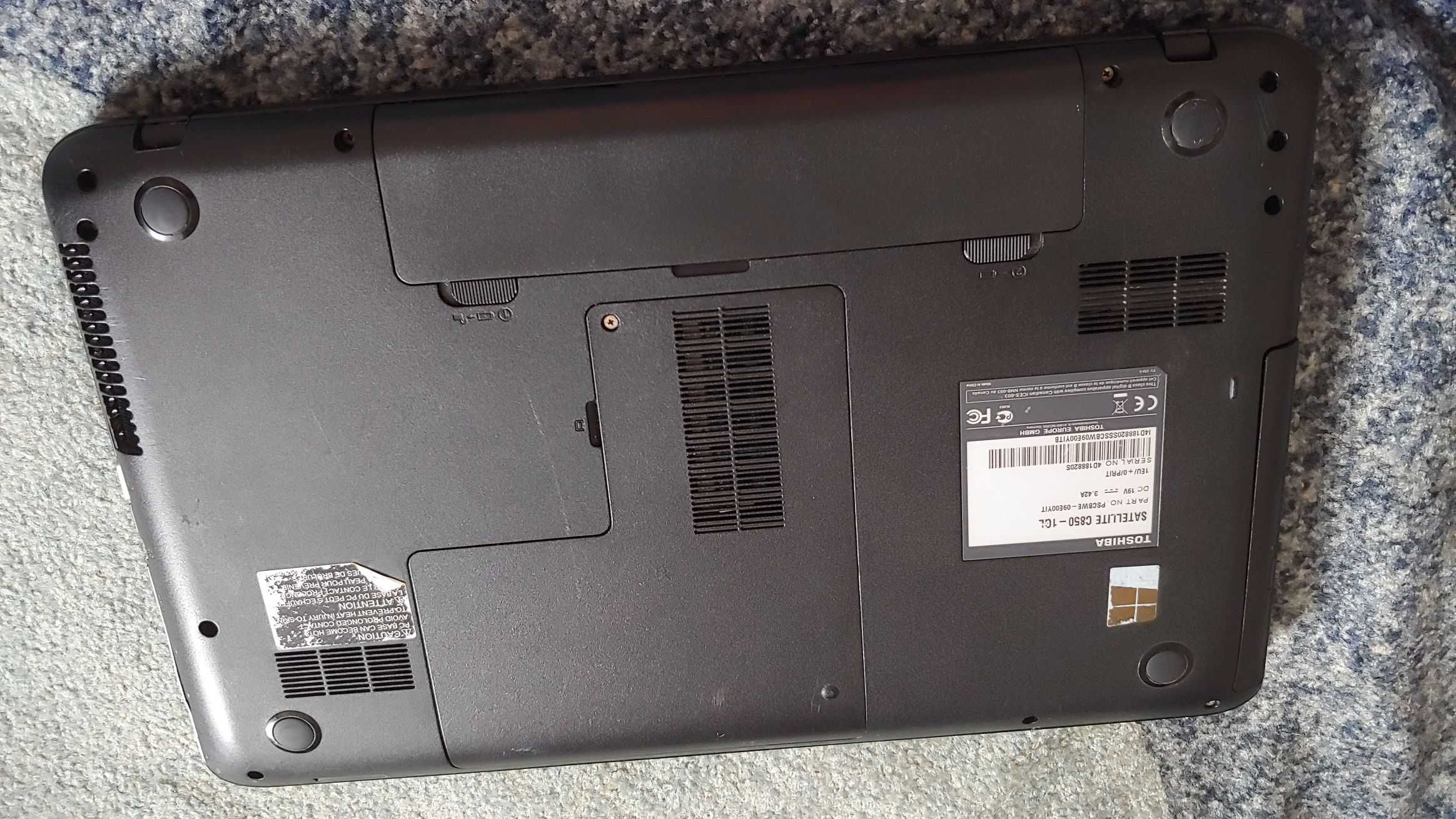 Ноутбук Toshiba C850 Батарея новая 2 ядра Озу 4Гб, Hdd 240Гб Рабочий