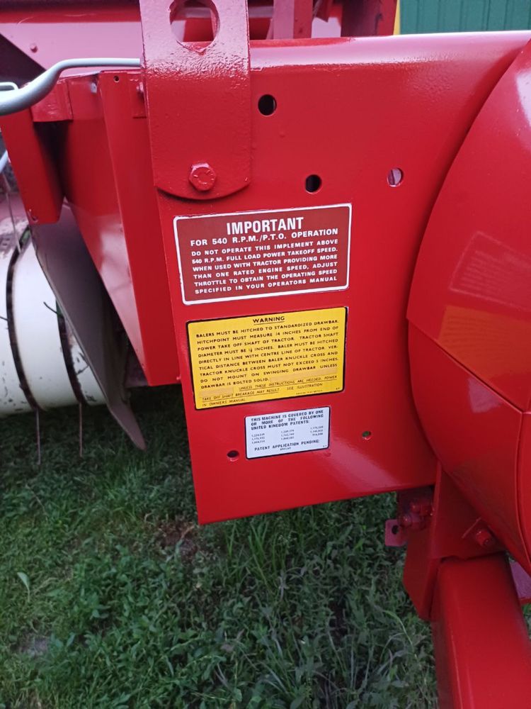 Продам тюкопрес INTERNATIONAL 430