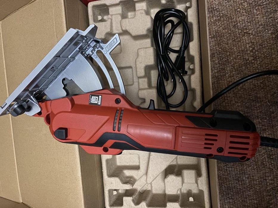 Міні-пила дискова Einhell TC-CS 89, 600 Вт, 89х10 мм