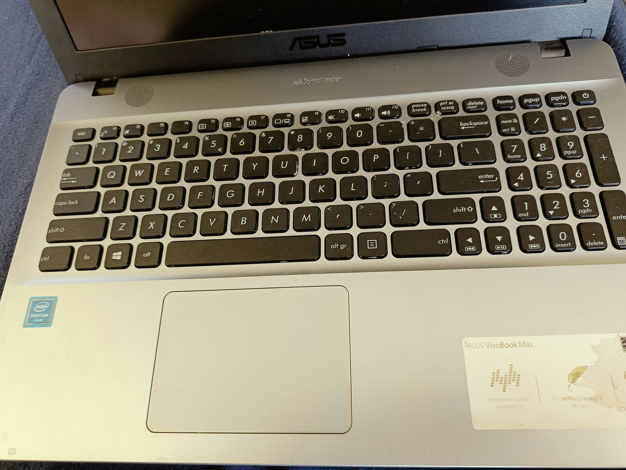Laptop Asus używany