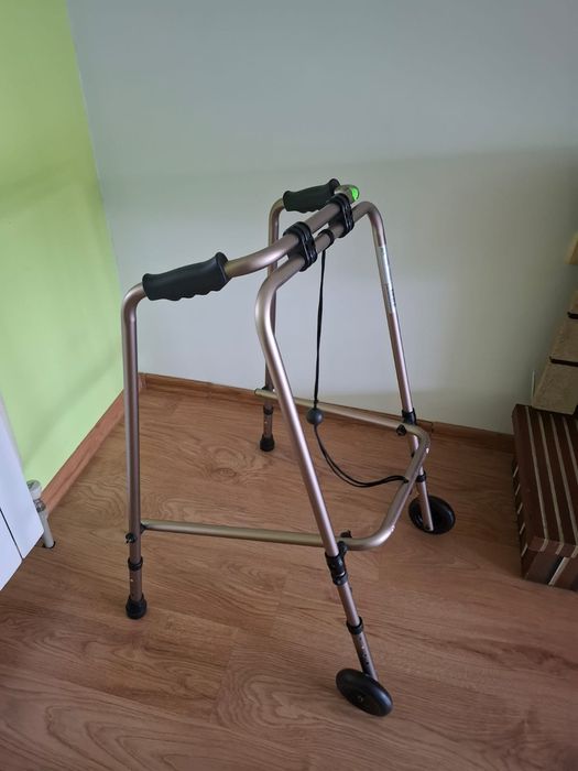 chodzik rehabilitacyjny