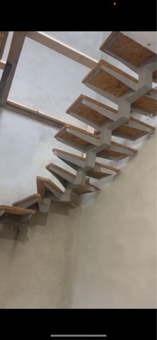 Сходи металева конструкція 2 шт