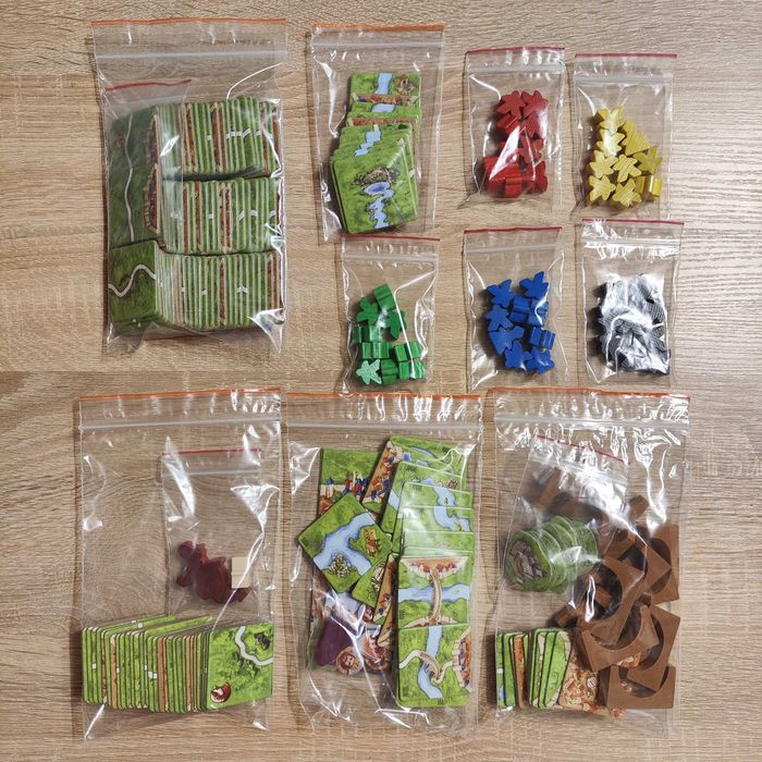 Настільна гра Каркассон та основні великі доповнення