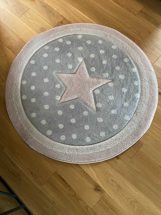 Dywan 120 cm okrągły do pokoju dziecka szaro-różowy stan idealny