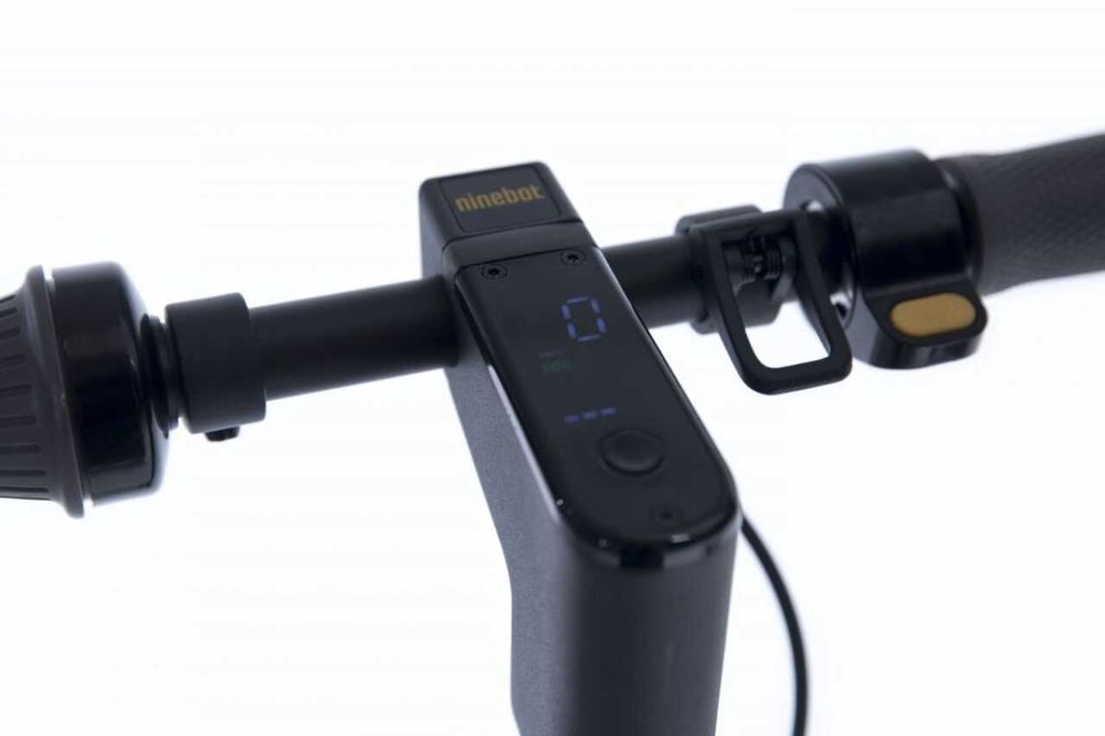 Електросамокат Segway Ninebot KickScooter MAX G30P