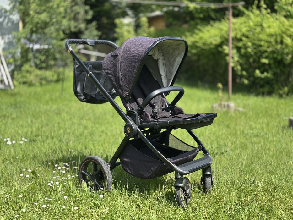 Wózek dziecięcy Venicci Tinum 2.0 Stylish Black gondola spacerówka