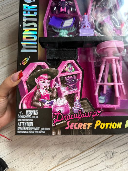 Monster High Draculawra Secret Potion Room Drakula Akcesoria dla lalki