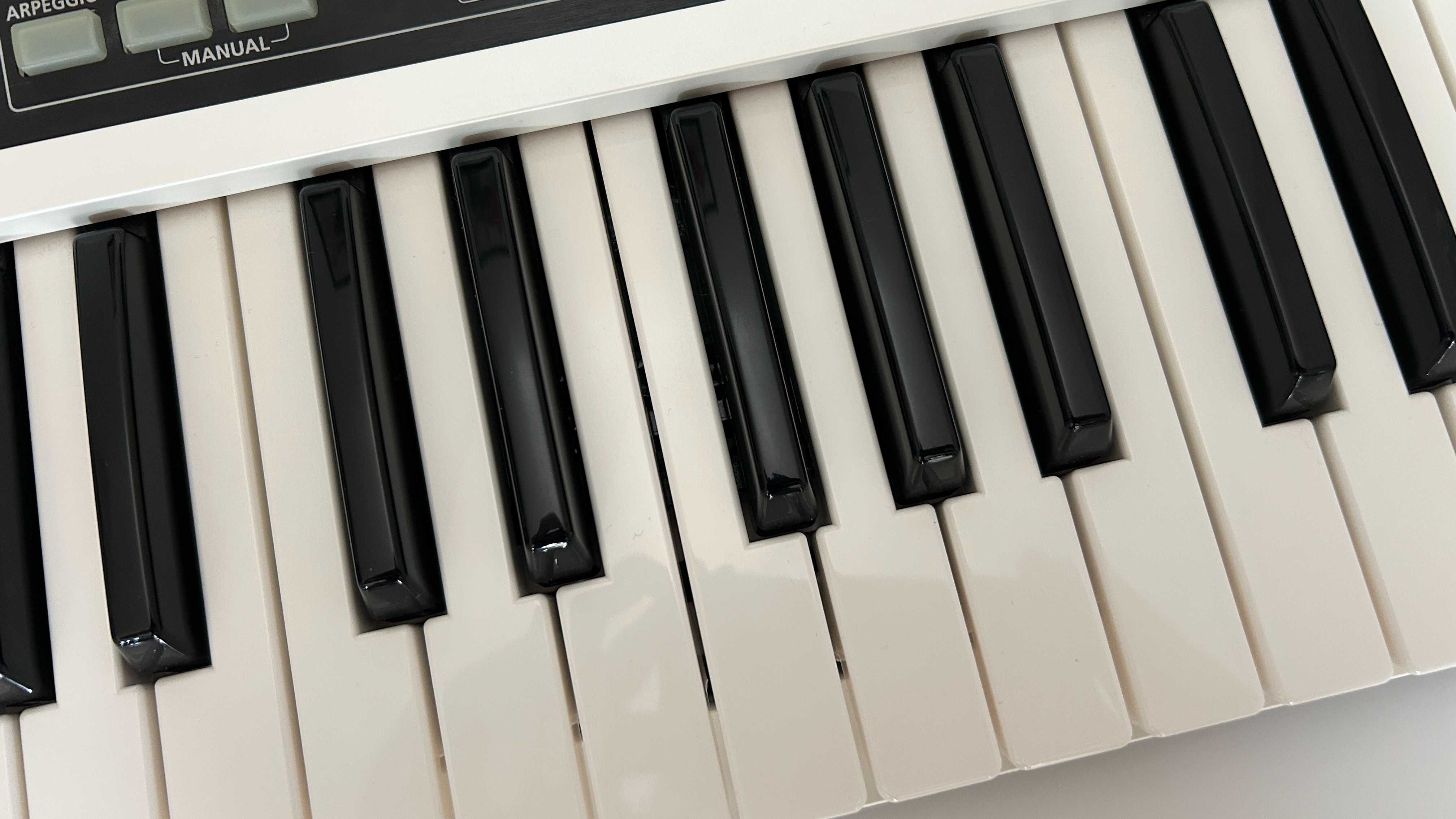 Roland GAIA SH-01 Syntezator Stan idealny OKAZJA!!!
