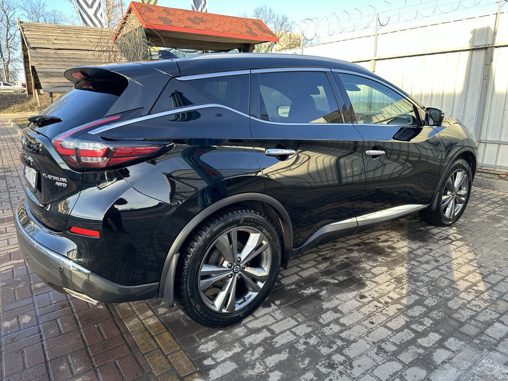 Nissan murano z52