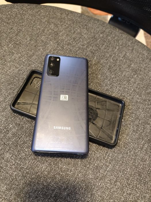 Samsung Galaxy S20 FE 5G 6/128GB Snapdragon Etui