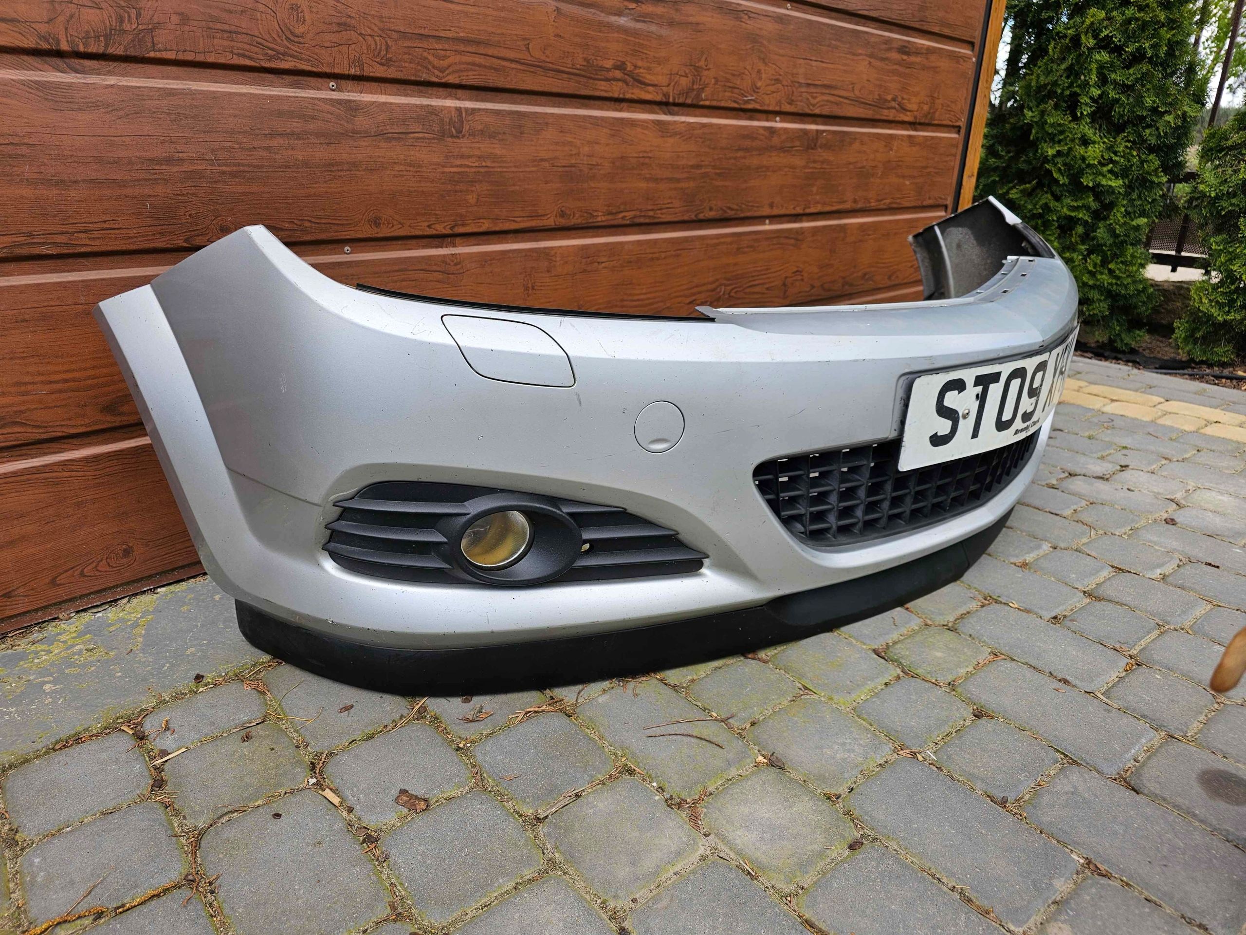 Opel Astra h Gtc zderzak przedni przód spryskiwacze xenon sprysk