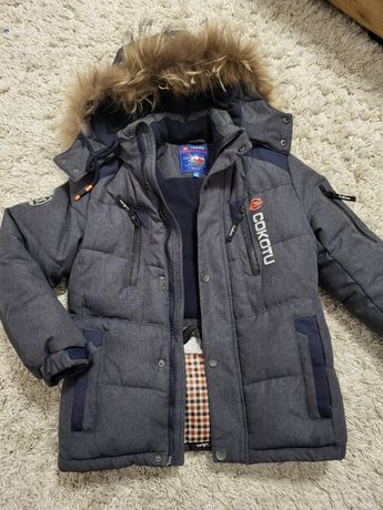Тепла зимова куртка 128р з натуральним хутром