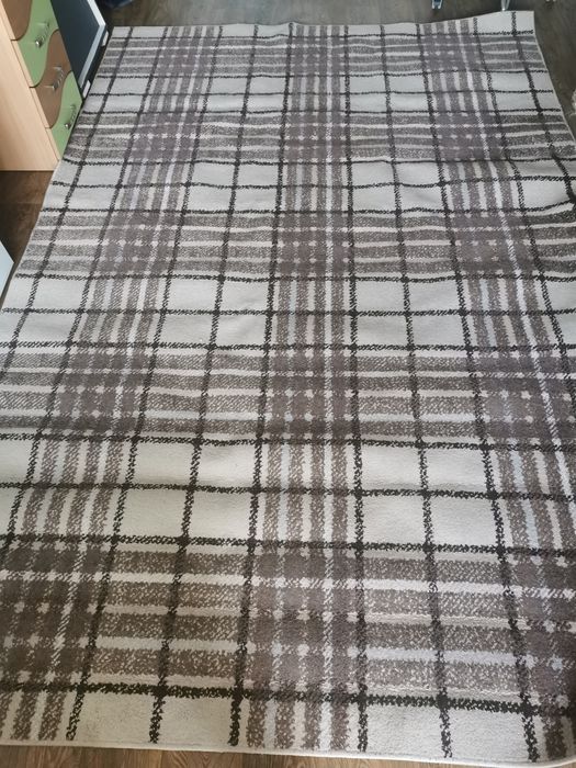 Продам ковёр в хорошем состоянии