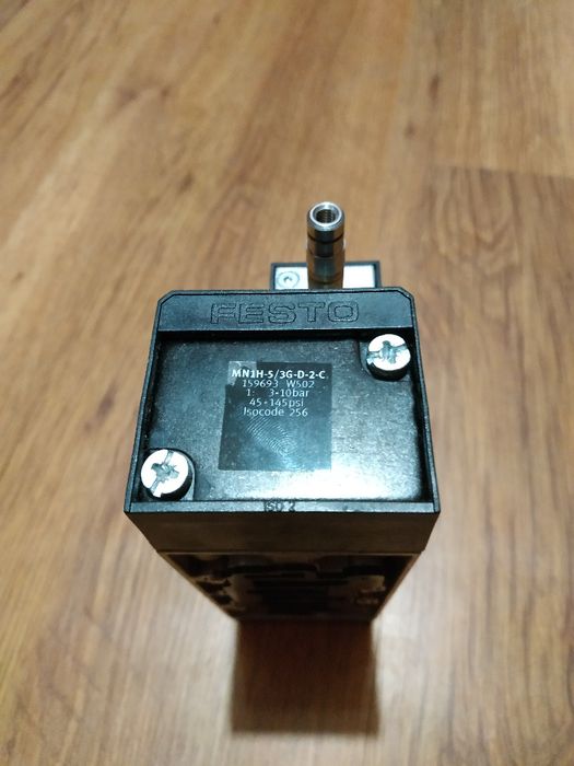 Распределитель FESTO MN1H-5/3G-D-2-C