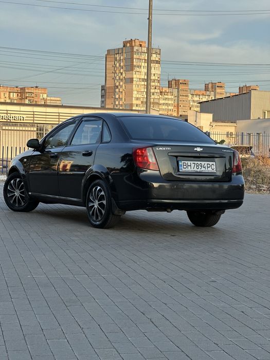 ChevroleLacetti с вписаным газом,идеал