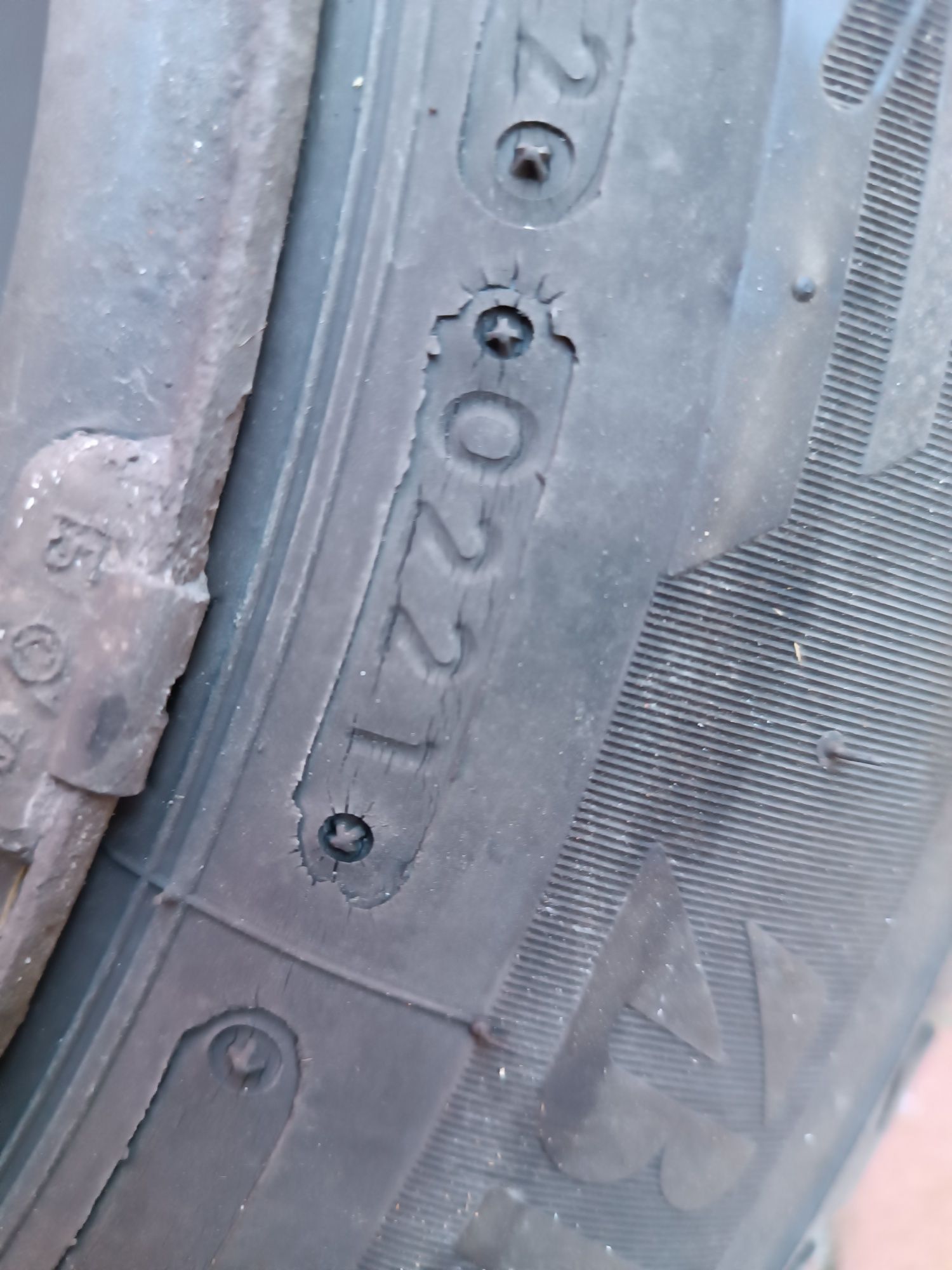 Koła opony felgi stalowe Mercedes Vito w447