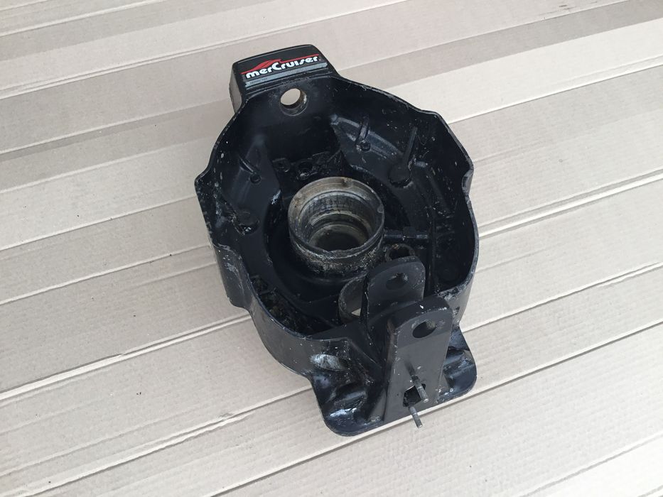 Корпус трансому Bravo дизайн 1 Bravo Mercruiser 43881A13 8M0096216