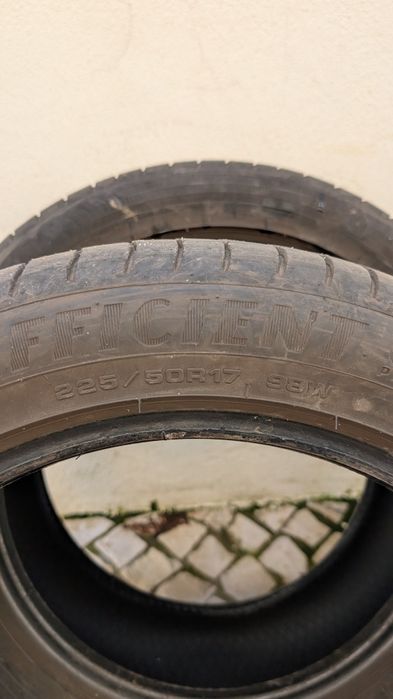 4 Pneus 225/50 R17 98W (Goodyear + Continental)