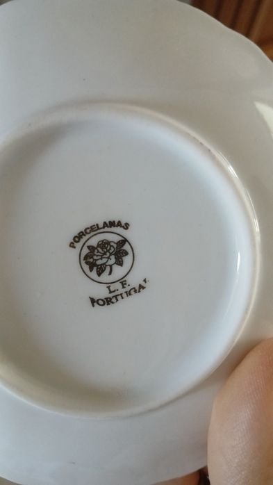 Conjunto de 6 chávenas em porcelana