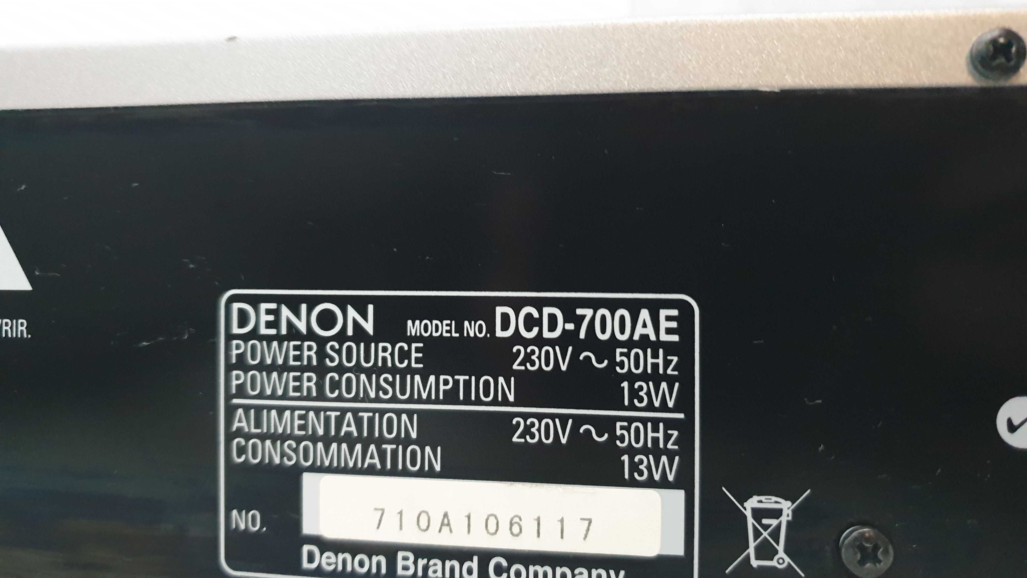 Odtwarzacz CD Denon DCD-700AE